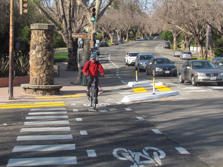 Berkeley Gets a Protected Intersection