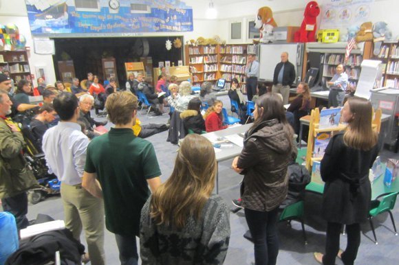 Proposal to Remove Free Parking Riles Santa Cruz Avenue Residents