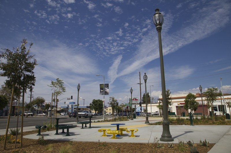 The Hoover Triangle: Effort to Do Bus Riders a Solid Takes Away their Shade