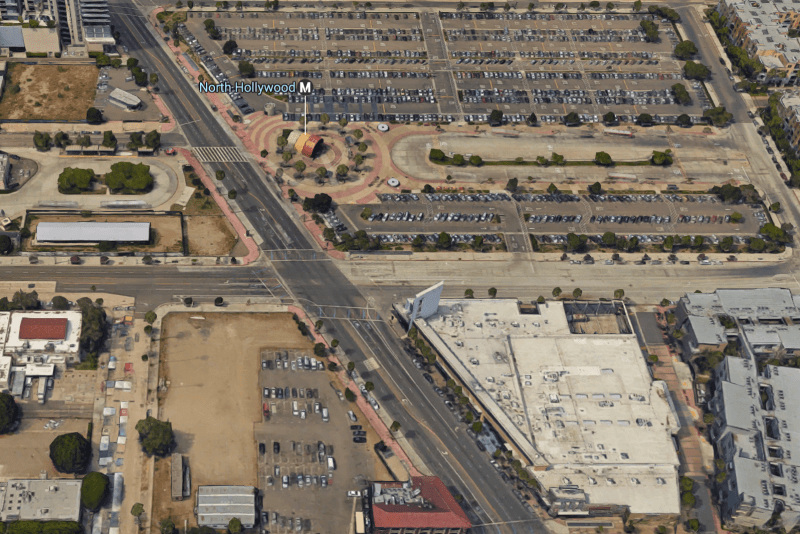 As Transit Expands in Los Angeles, Will Walkability Follow?