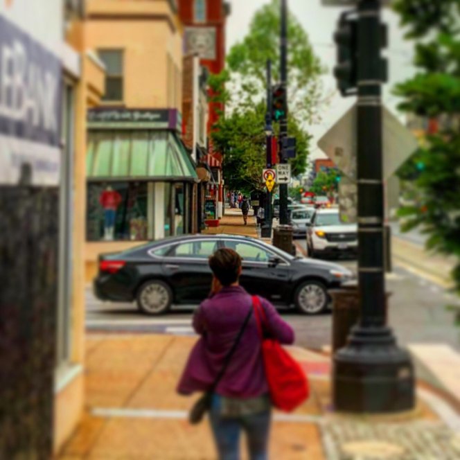 It’s Time for Cities to Rethink Right Turns on Red