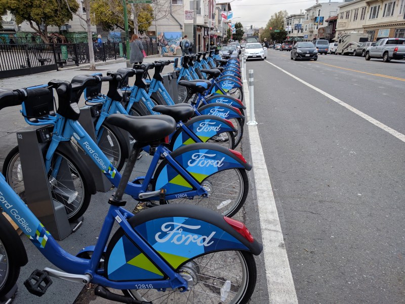 Advocates Want Bike-Share Caps Removed
