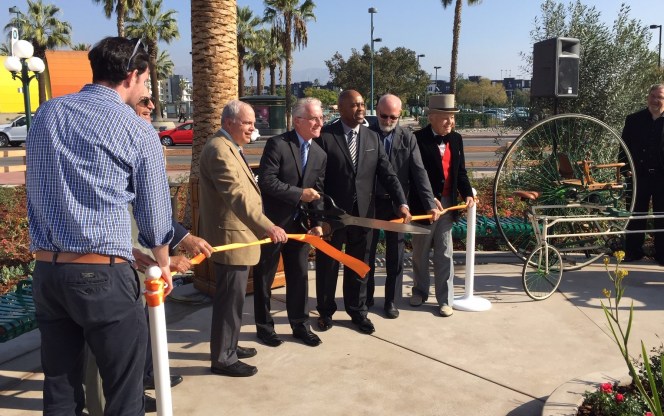 Metro Opens New Landscaped Plaza at North Hollywood Station