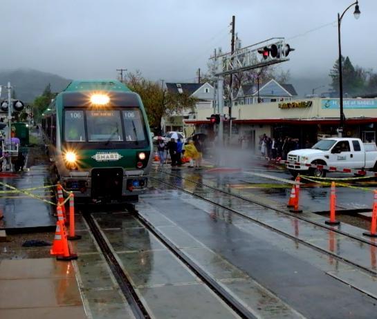 Open Thread: More SMART Trains for the Bay Area?