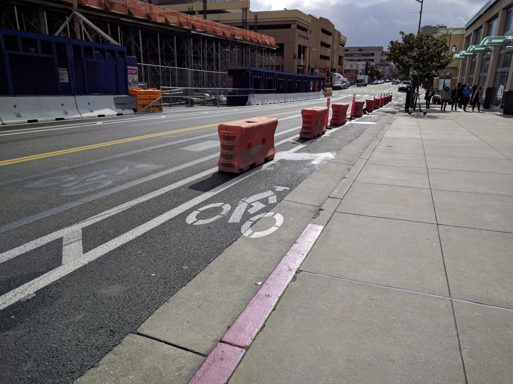 Has Oakland Turned a Corner on Protecting Cyclists During Construction?