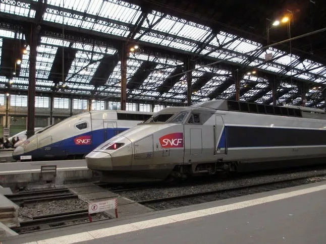 High Speed Rail Will Take People out of Electric Cars?