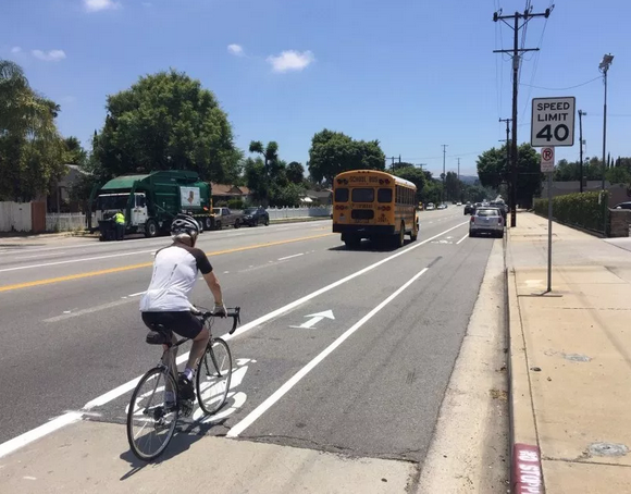 Councilmember Blumenfield Celebrates New Bike Lanes on Winnetka Avenue