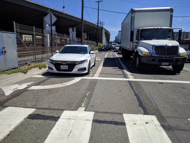 Commentary: The 7th Street “Quick Build” Is Not a Protected Bike Lane