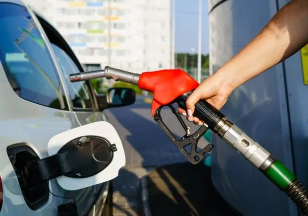 Drivers Pay 4x More For Cell Phones Than Roads