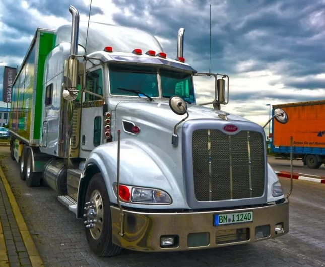 COVID-19 Reveals That the Real Cure For Freight Truck Congestion Is Fewer Cars