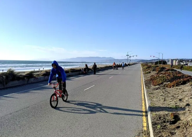 Great Highway vs. Great Walkway