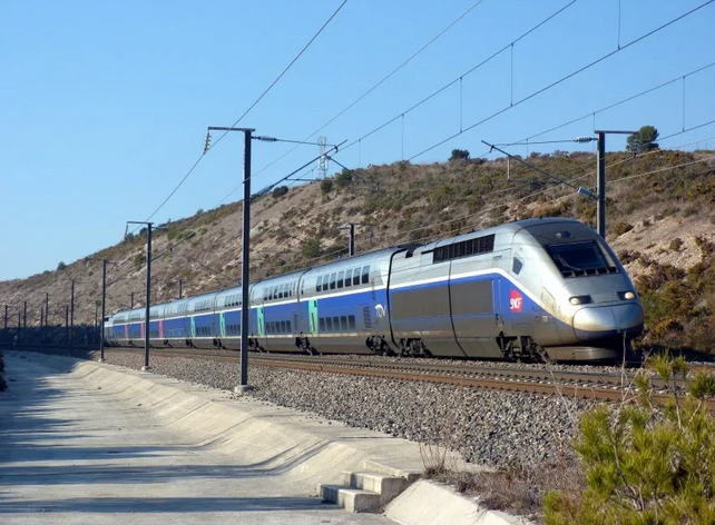 California High-Speed Rail Delays a Contract Three Months, LA Times Sees Doom