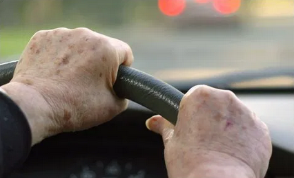 Memo to Feds: To Keep Seniors Safe on Our Roads, End Car Dependence