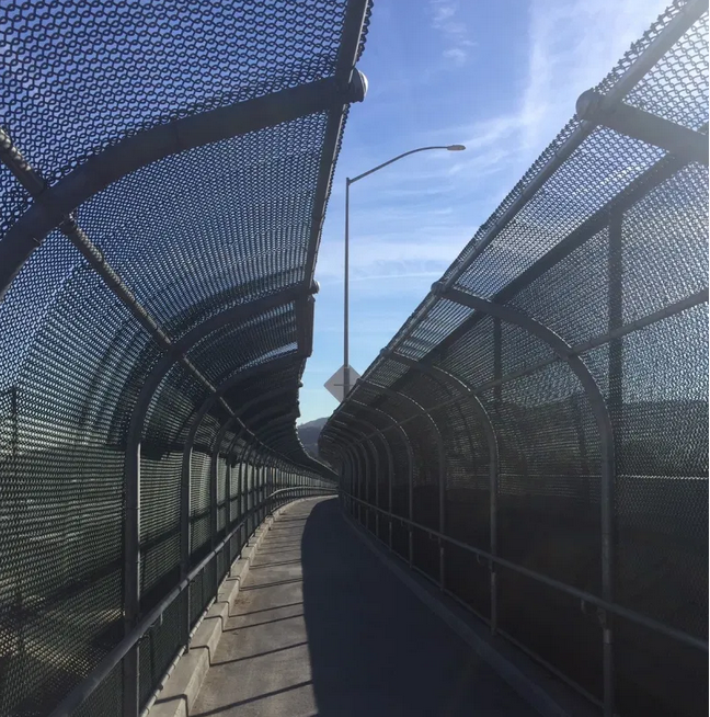 Eyes on the Street: New Bike/Ped Crossing over Railroad Tracks in Burbank