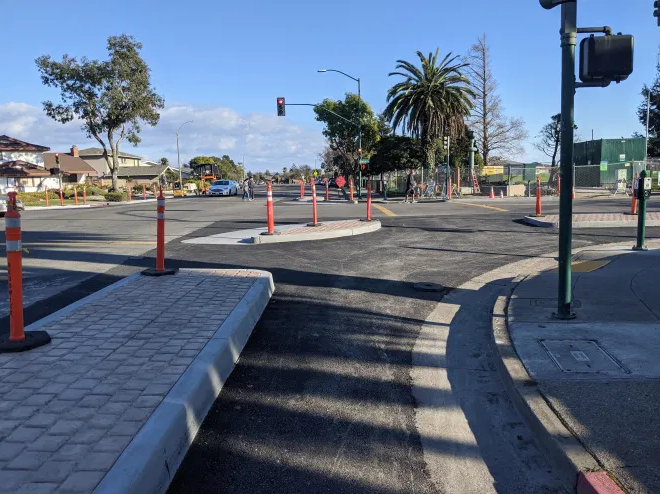 Eyes on the Street: Alameda’s First Fully Protected Intersection