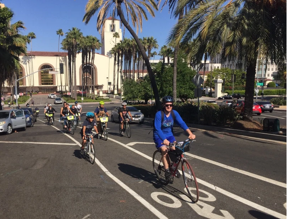 Solidarity Ride Draws Attention to Metro Bike Share Union Push