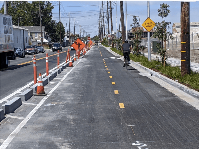 Eyes on the Street: Alameda’s Chonky-Curb Protected Bike Lane
