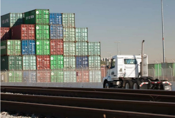 Is Metro Committed to an Effective Clean Truck Program?