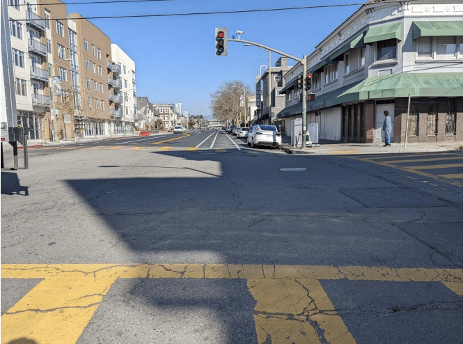 OakDOT Installs Unprotected Bike Lanes in the Telegraph Gap