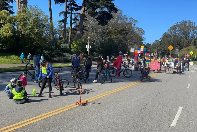 Key City Agencies Vote to Make J.F.K. Promenade Permanent