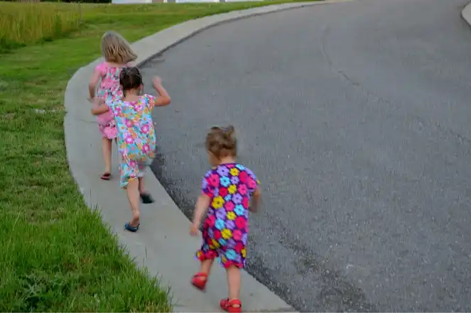 Japan’s ‘Old Enough!’ Sparks Questions About Car-Dependent US Childhoods