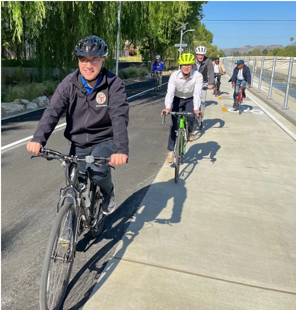 City Councilmember Blumenfield Opens New L.A. River Headwaters Bike/Walk Path