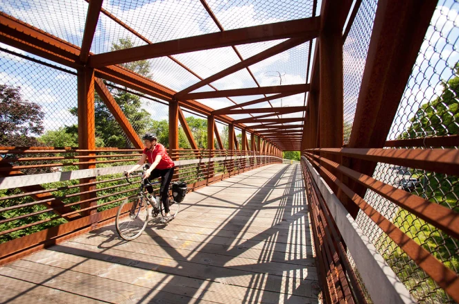 An Interstate Across America — For Everyone Besides Drivers — Would Pay for Itself in No Time