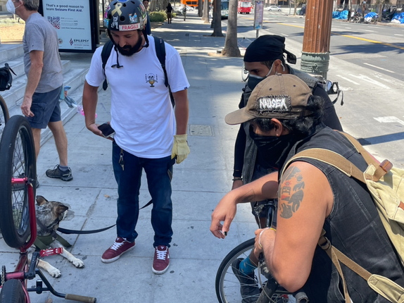 Council Gives Final Nod to Ordinance that Bans Sidewalk Repair, Sale and Storage of Bicycles on Public Property