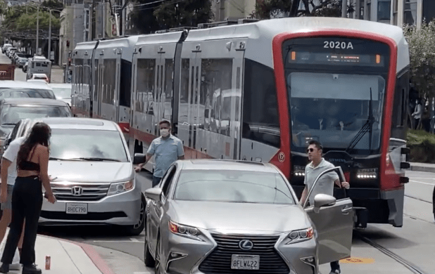 Commentary: Use Third-Party Video, Pics for Traffic Enforcement