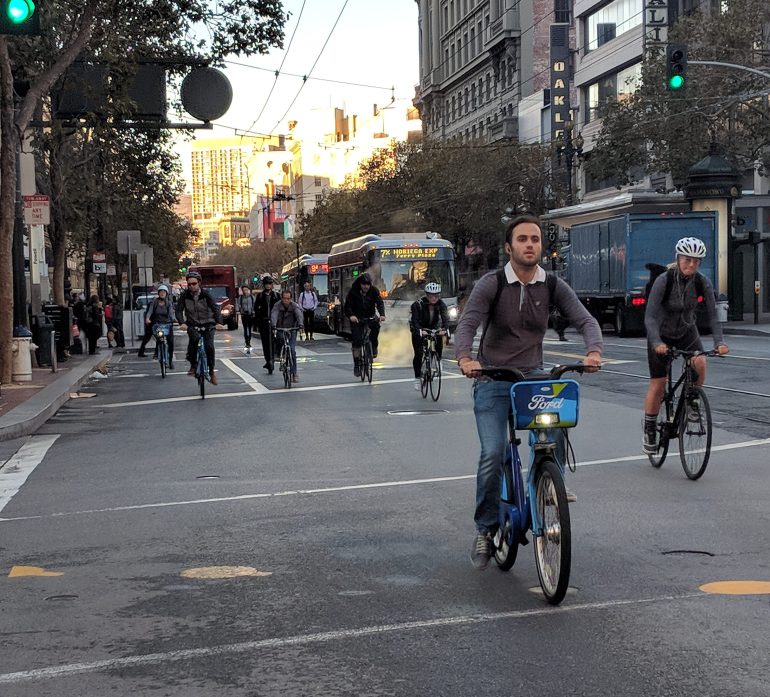 No Change: San Francisco Cop Ignores Motorist Violations, Harasses Cyclist