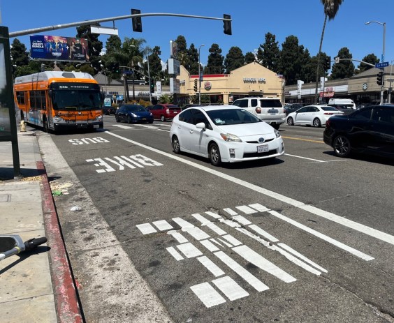 Eyes on the Street: New La Brea Bus Lanes are Open