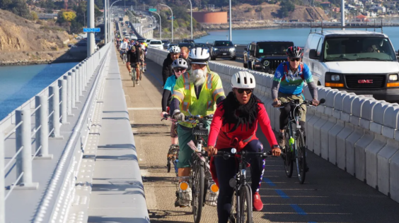 Nope, the RSR Bridge Bike Lane Still Isn’t Causing Traffic and Pollution