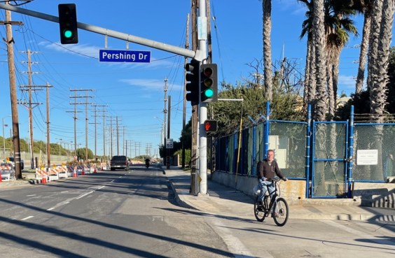 Eyes on the Street: Bike Lane Construction on Imperial Highway near LAX