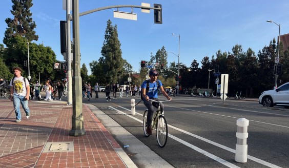 Friday Bikeway Briefs: Ktown, Leimert Park, UCLA, USC, Highland Park, and Tarzana