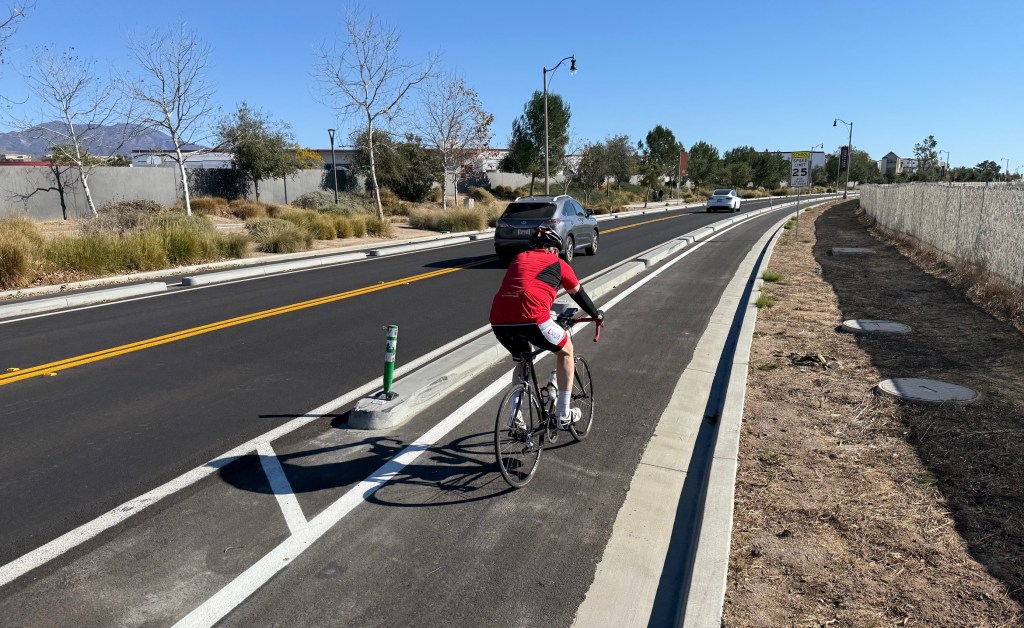 Eyes on the Street: Irvine’s New Curb-Protected Bike Lanes