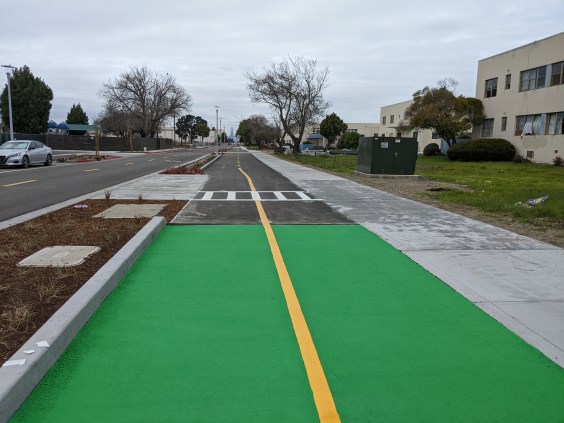 Eyes on the Street: More Sweet Bike Lanes in Alameda