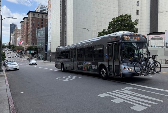 Metro Expands Bus Lane Automated Ticketing to Olive/Grand in DTLA