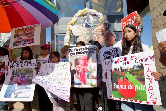 Reclaiming Streets from ICE with Music, Dance, Altars, Mutual Aid, Community, and Resistance