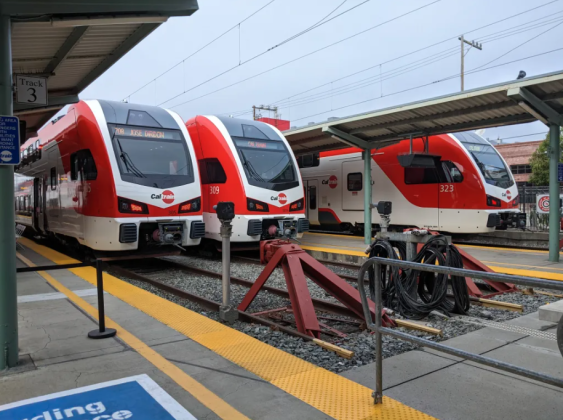 Metrolink Needs to Draw Inspiration from Caltrain’s Electrification Success