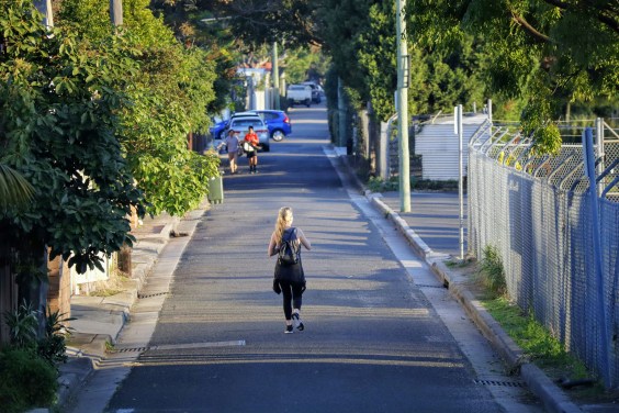 How Many Americans Live in Walkable Neighborhoods?