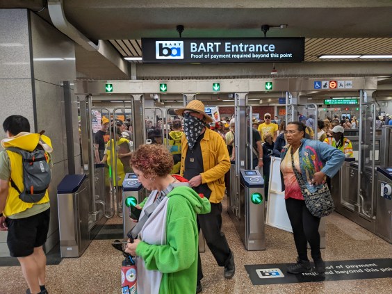 BART, Muni, and Safe Streets Advocates Helped ‘No Kings’ Rallies Succeed