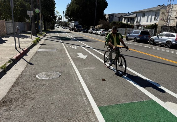 New Bike Lanes on Hobart Blvd in Hollywood