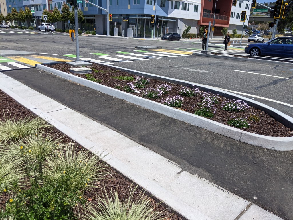 Eyes on the Street: Sneak Peek at El Cerrito’s San Pablo Ave. Bike Lanes